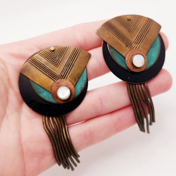 Vintage Painted Mixed Metal Tooled Brass MOP Modernist Modern Drop Earrings - Picture 2 of 5